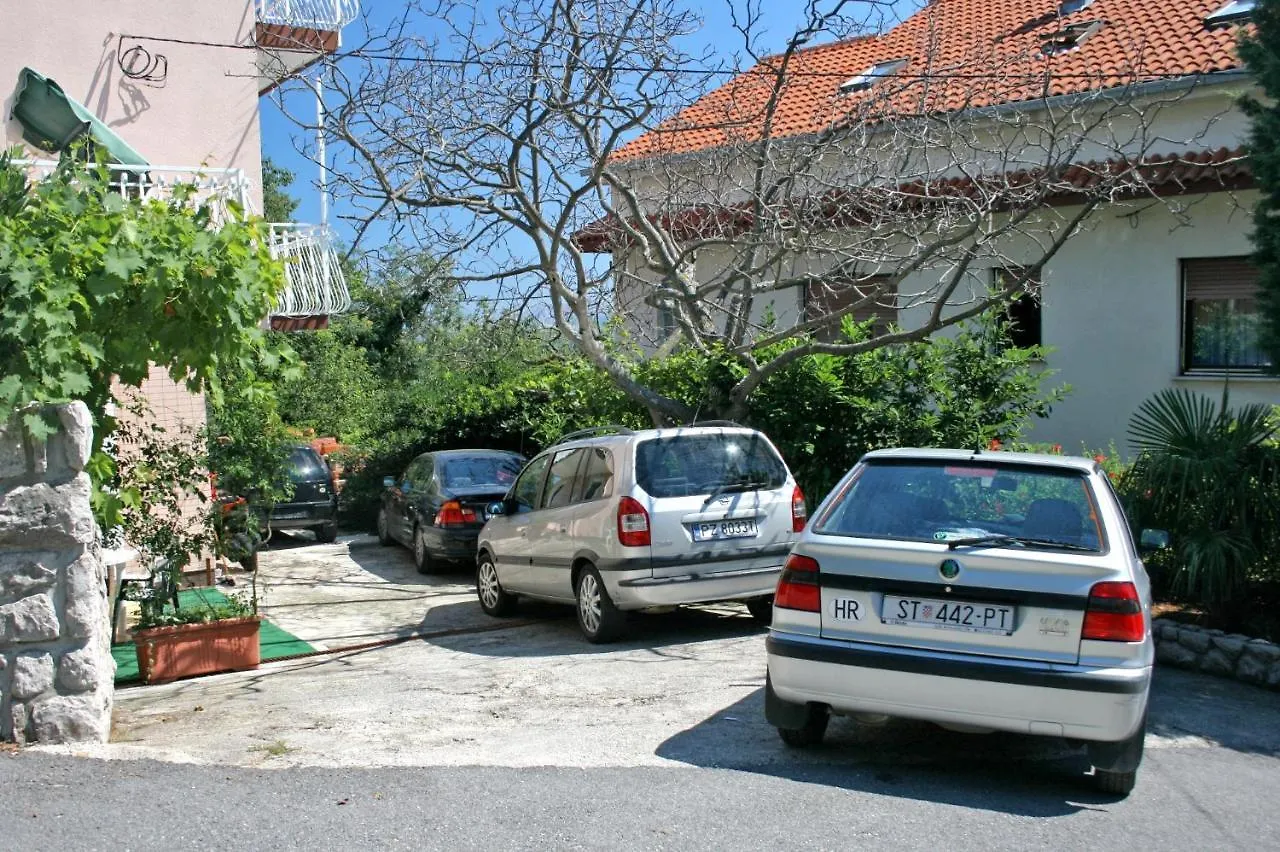 Apartments With A Parking Space Dramalj, Crikvenica - 5576