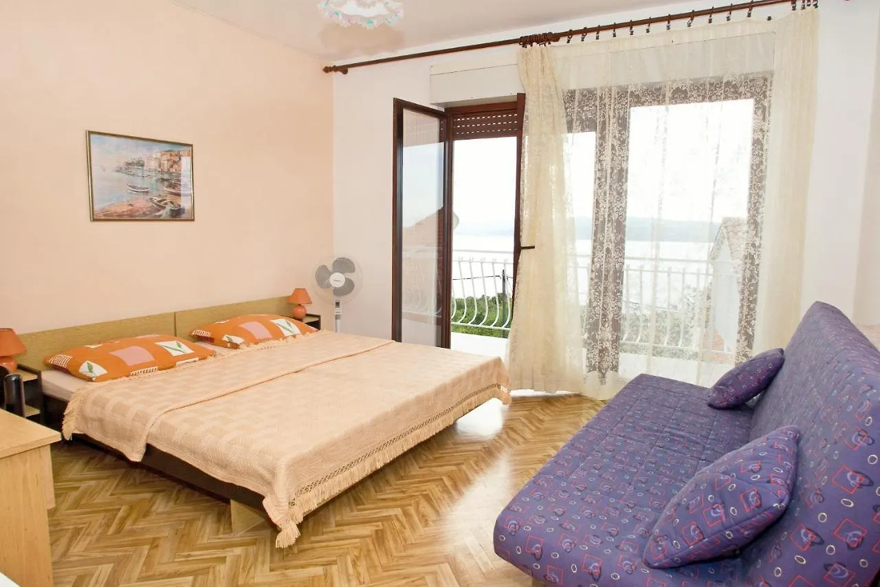 Apartments With A Parking Space Dramalj, Crikvenica - 5576 Dramalj